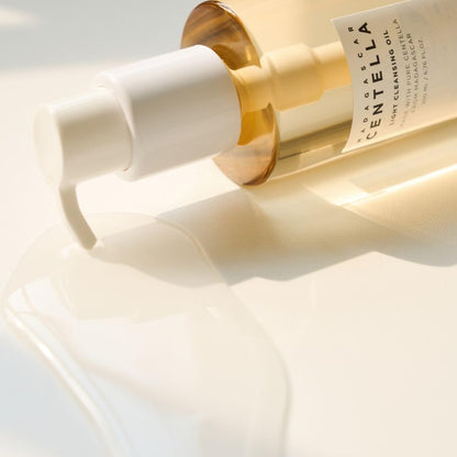 SKIN1004 Madagascar Centella Light Cleansing Oil 30 ml - view 2