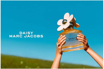 Marc Jacobs Daisy Eau de Toilette Spray for Women, 3.3 oz - view 4