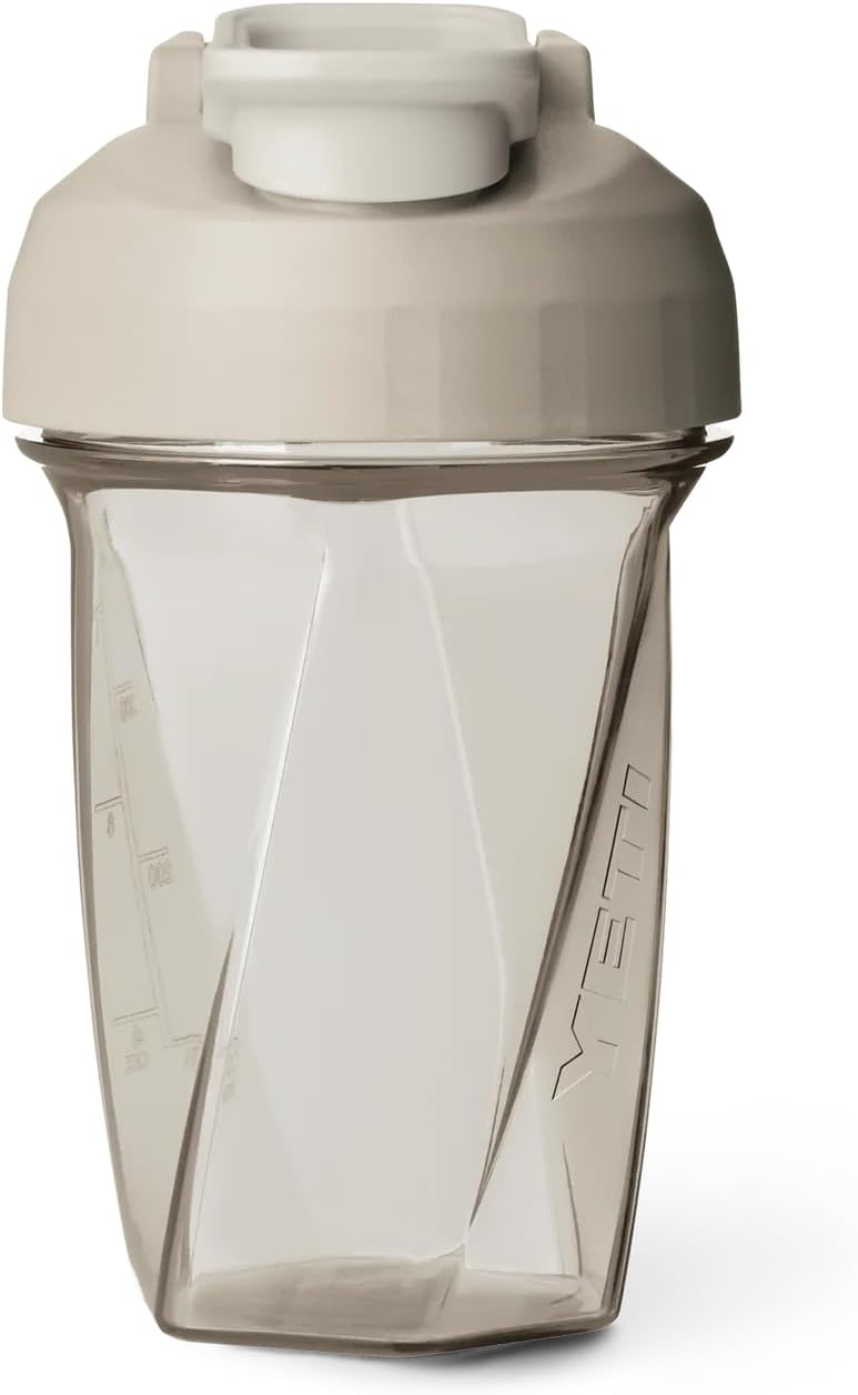 YETI Yonder 591 ml (20 oz) Leakproof Shaker Bottle in Cape Taupe — product view