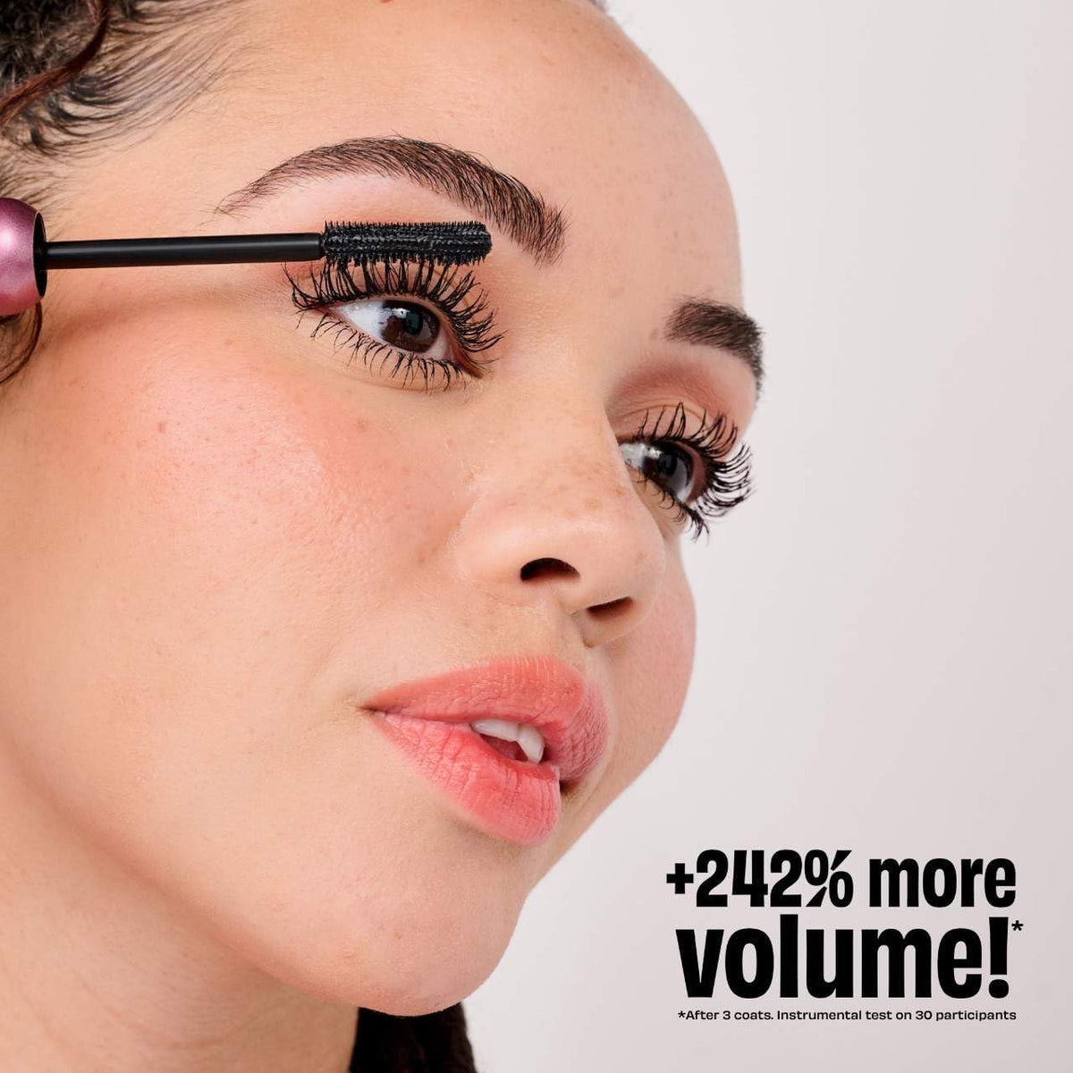 Benefit BADgal Bounce Volumizing Mascara 8.5 g (0.3 oz) - view 4