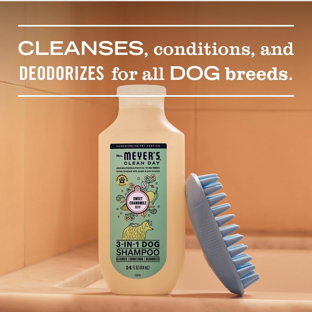 Mrs. Meyer's Clean Day 3-in-1 Dog Shampoo, Sweet Chamomile, 14 oz - view 4