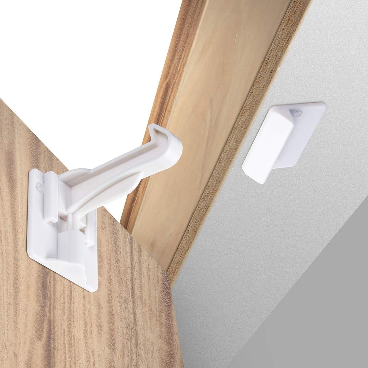 Benny Bradley's Invisible Baby Proofing Cabinet Latches, 10-Pack