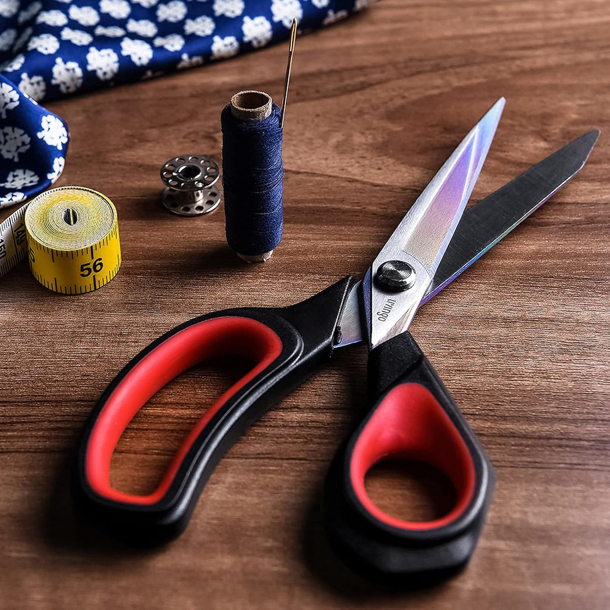 LIVINGO 9.5 Inch Fabric Scissors, Heavy Duty Tailor Shears - view 6