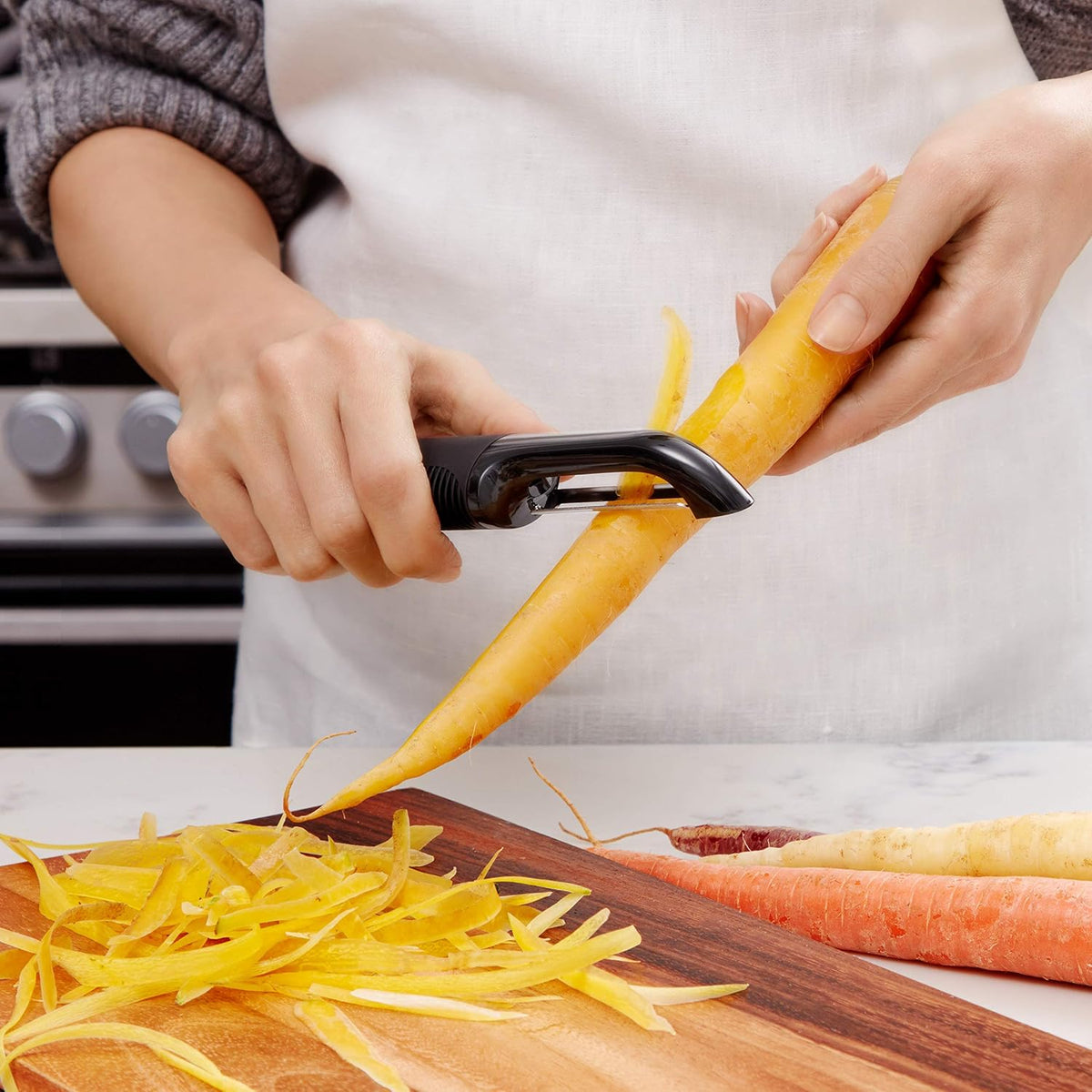 OXO Good Grips Swivel Peeler - view 2
