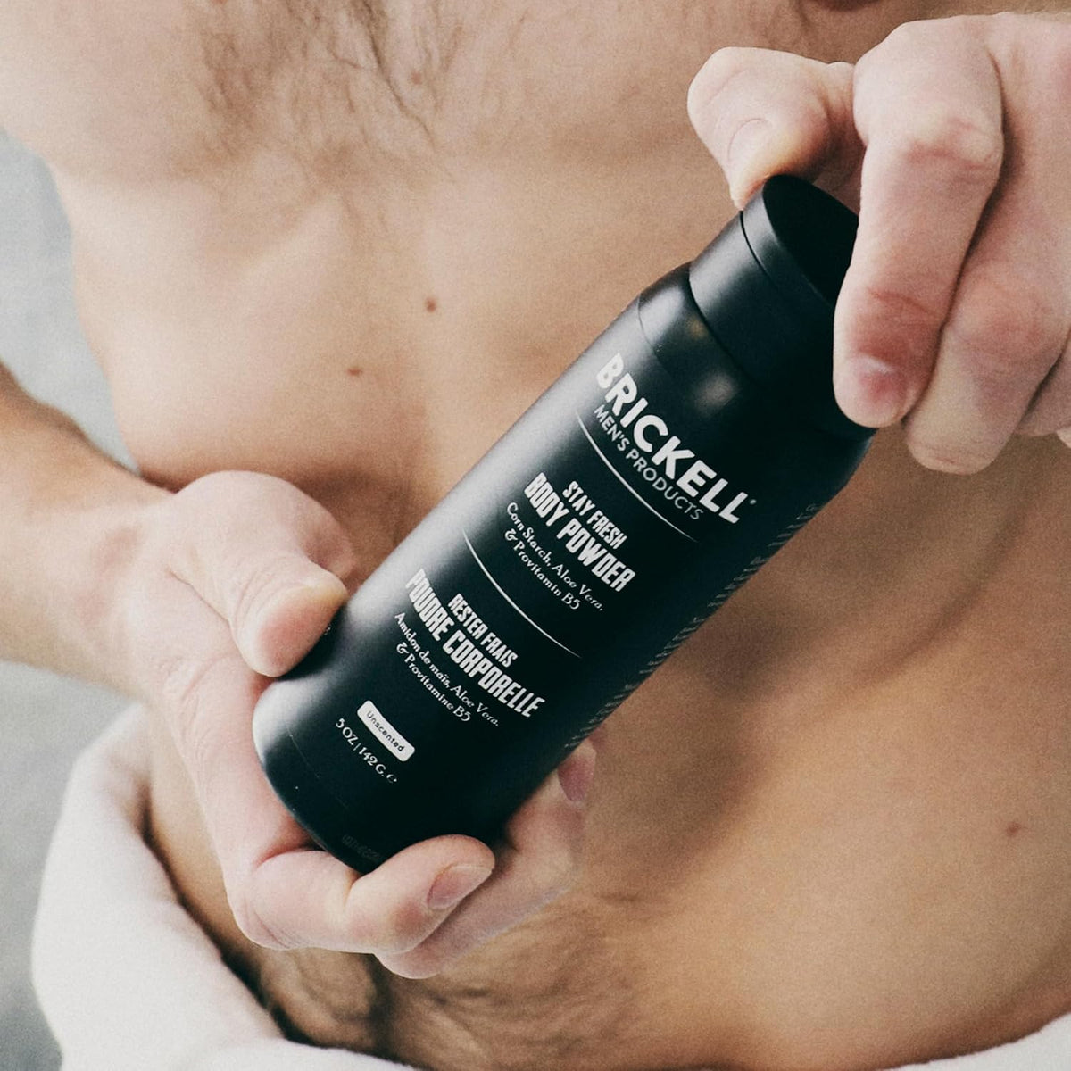 Brickell Men's Products Stay Fresh Body Powder Scented 5 oz - view 4