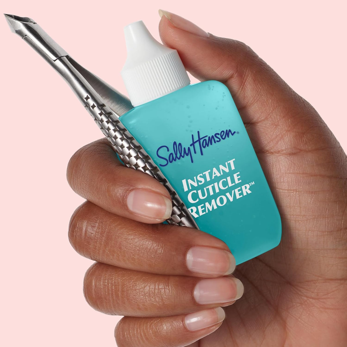 Sally Hansen Instant Cuticle Remover, Fast Drying Gel with Aloe & Chamomile - view 4