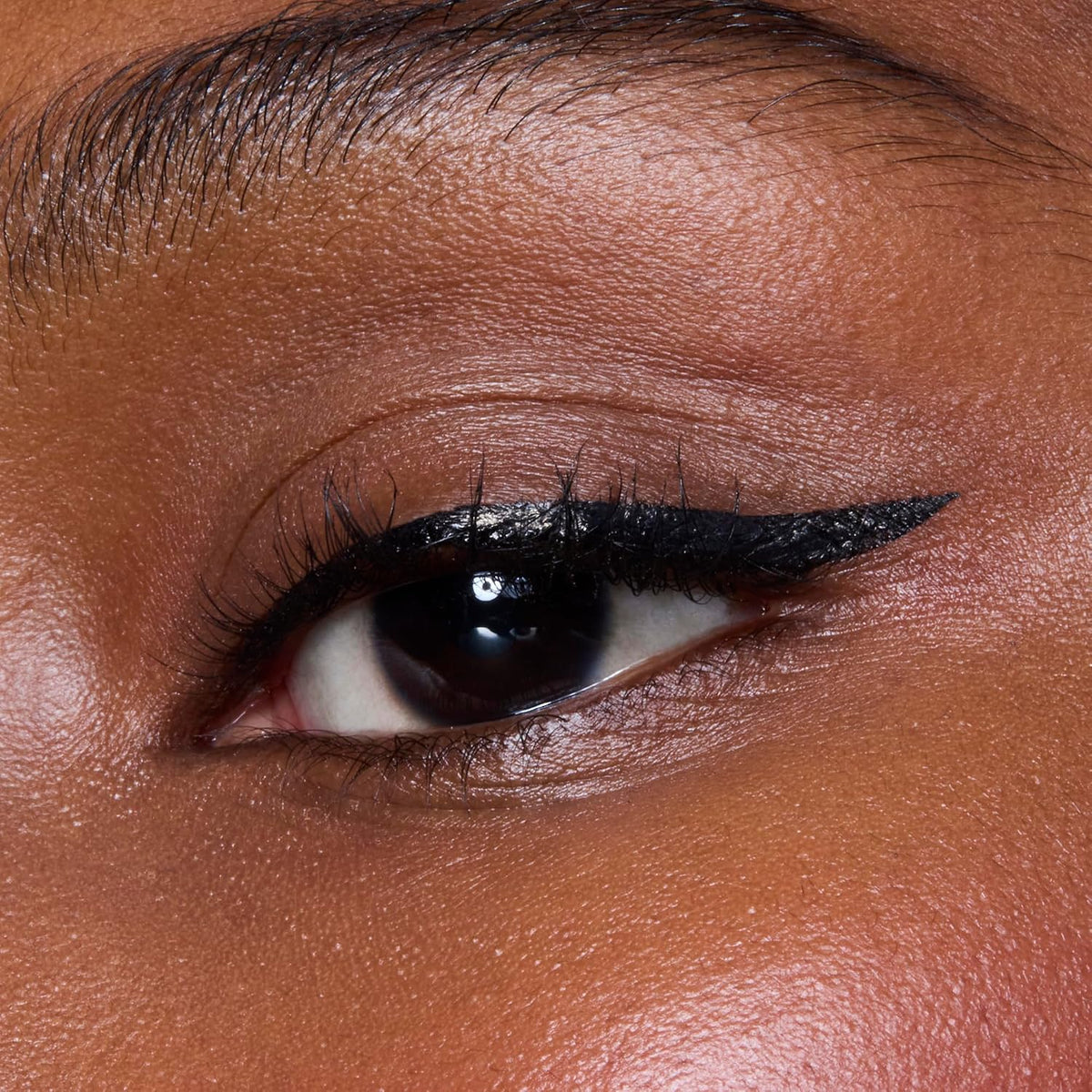 e.l.f. Intense H2O Proof Eyeliner Pen, Black, 0.7 ml - view 5