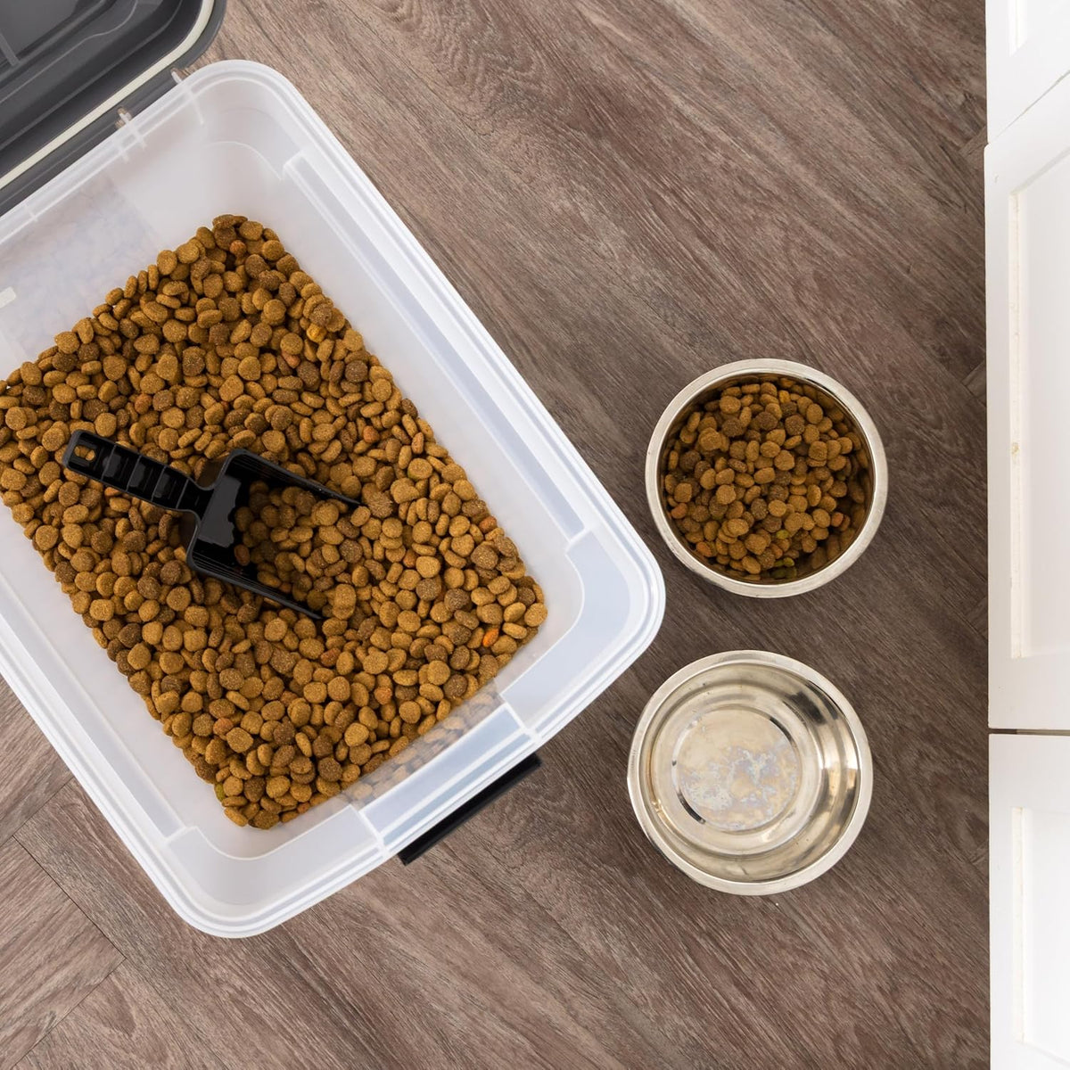 IRIS USA Airtight Pet Food Storage Container, 58 lb Capacity, Dark Grey - view 5